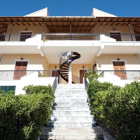 Apartment Cochelli *